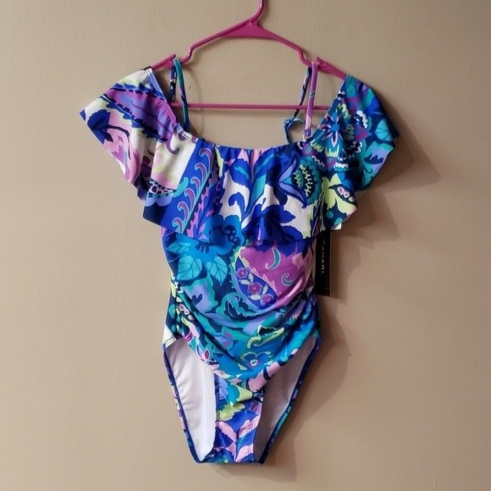 NWT Tahari One Piece Swimsuit Size M
